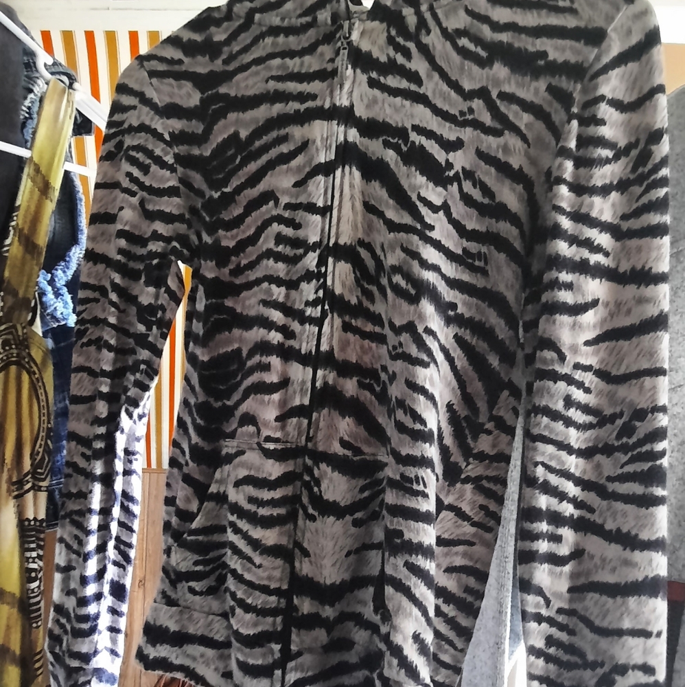 Zebra print full zip up